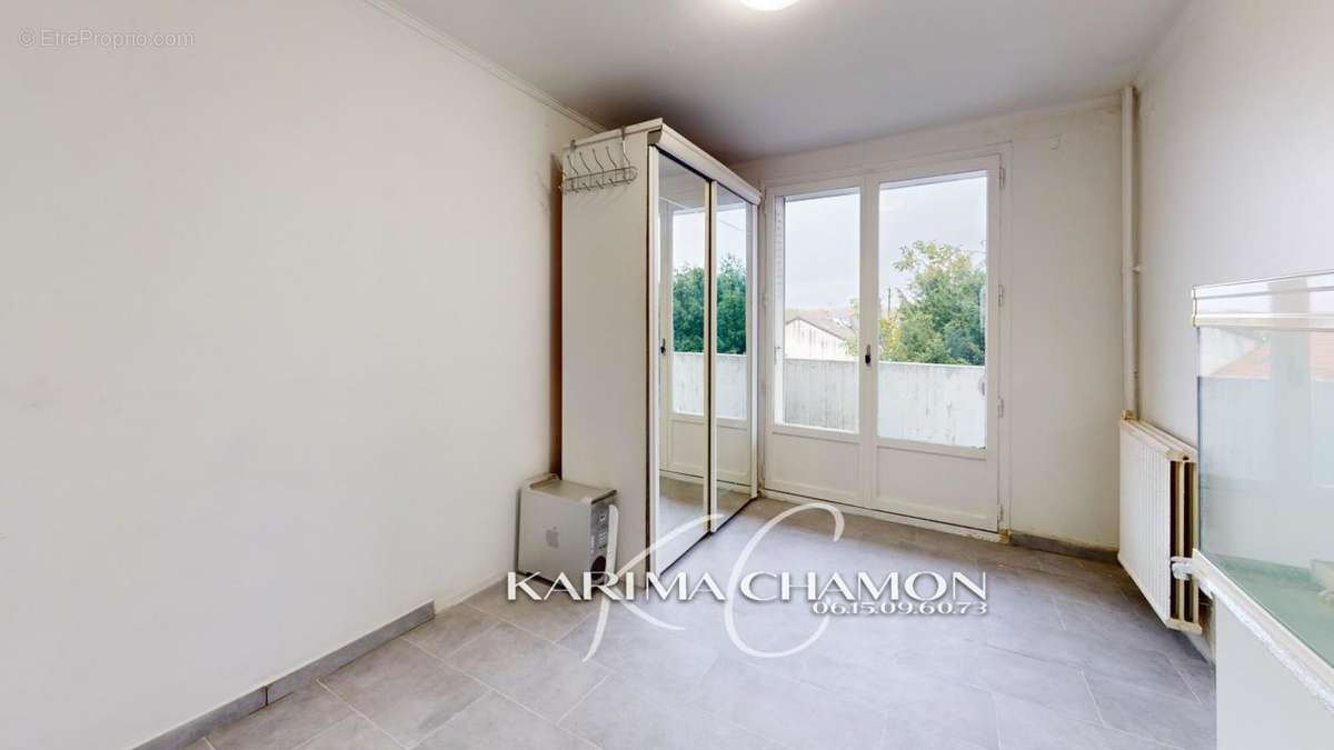 Appartement à LE BLANC-MESNIL