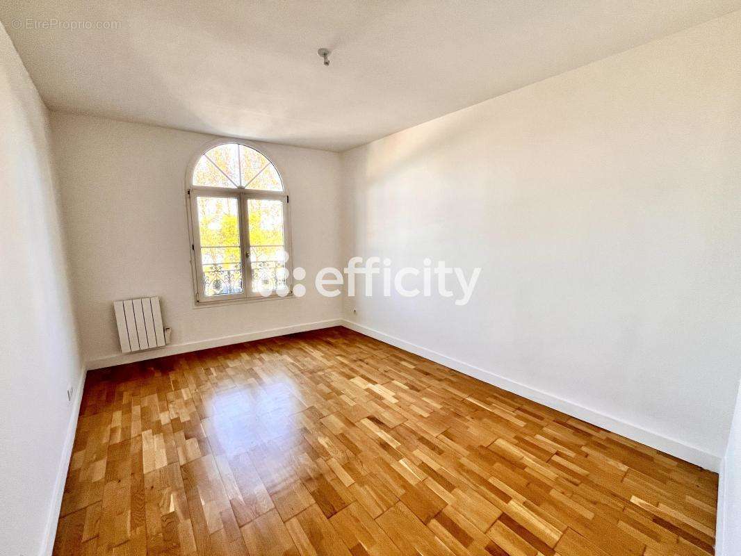 Appartement à MONTLOUIS-SUR-LOIRE