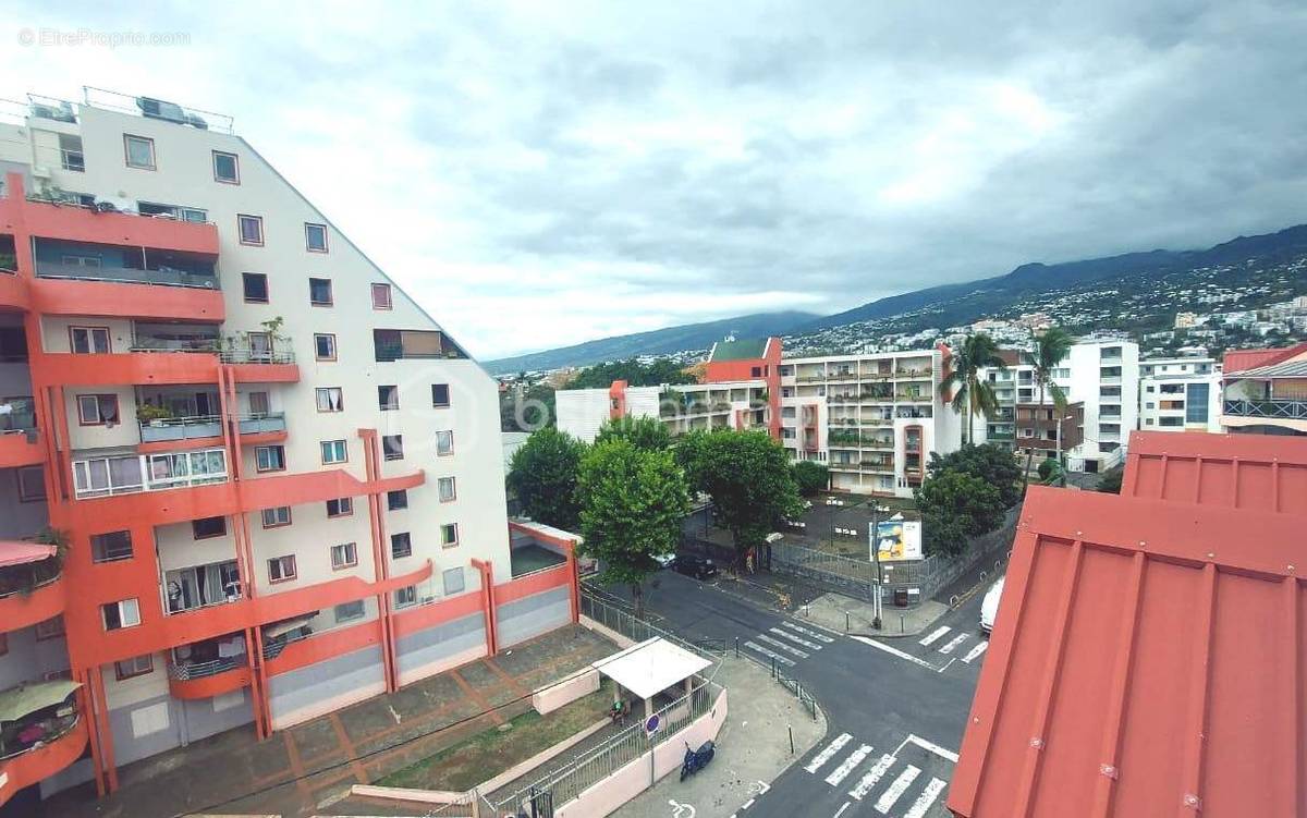 Appartement à SAINT-DENIS