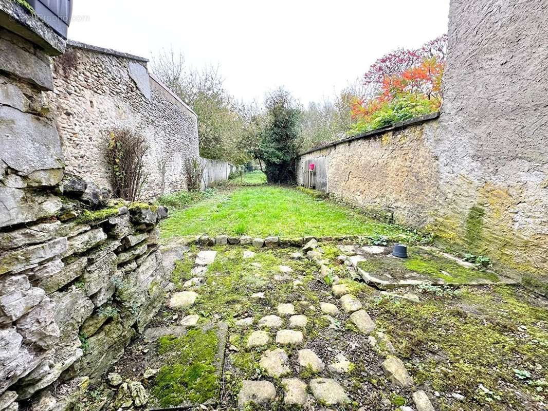 Appartement à HOUDAN