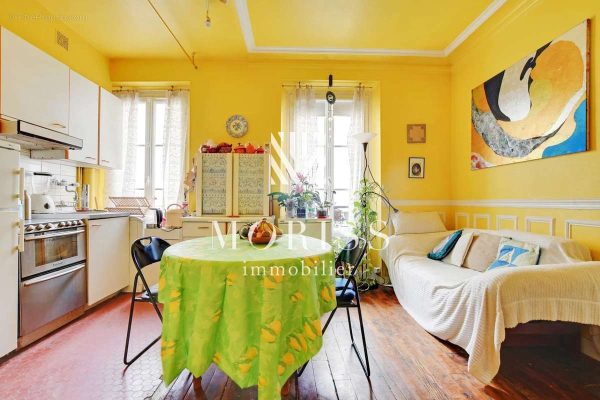 Appartement à PARIS-15E