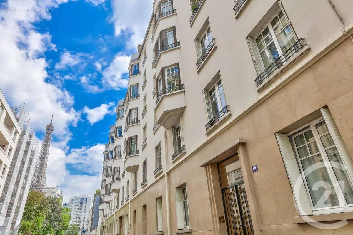 Appartement à PARIS-15E