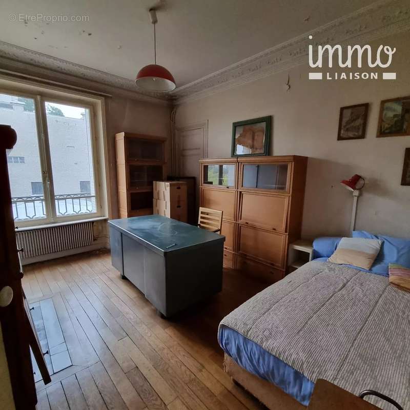 Appartement à BOURG-LA-REINE