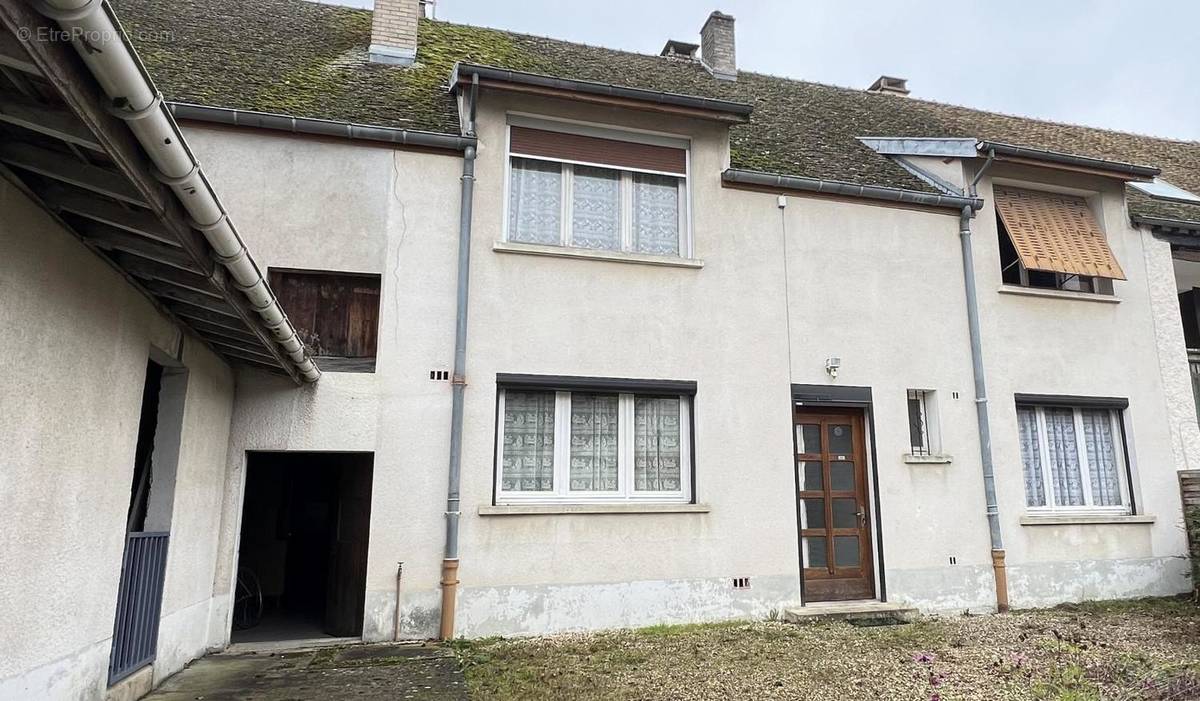 Maison à MONTAGNY-LES-BEAUNE