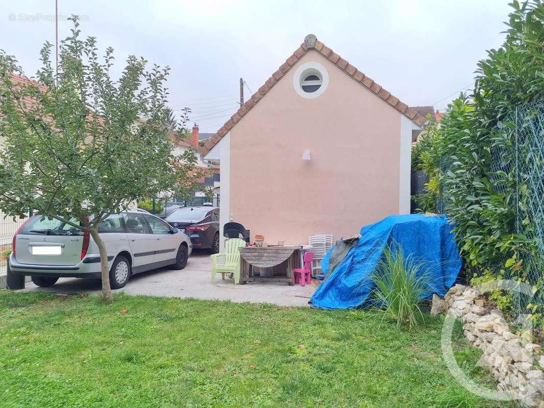 Maison à LA FRETTE-SUR-SEINE