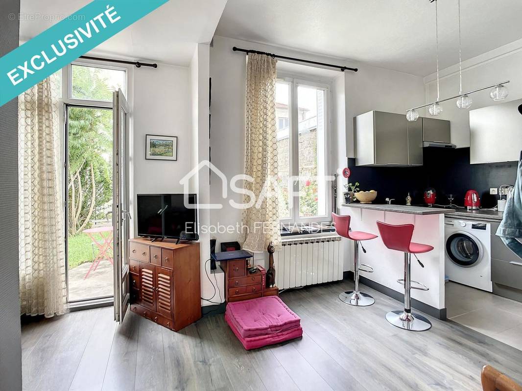 Photo 1 - Appartement à SAINT-MAUR-DES-FOSSES