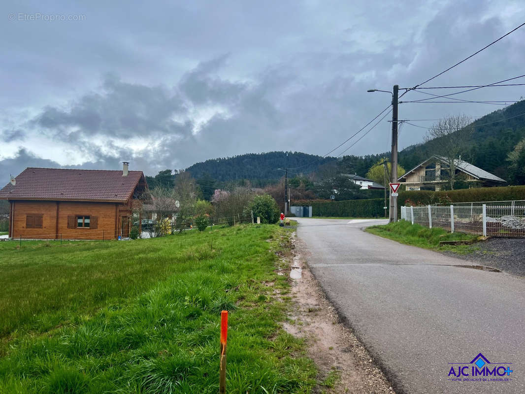 Terrain à PAIR-ET-GRANDRUPT