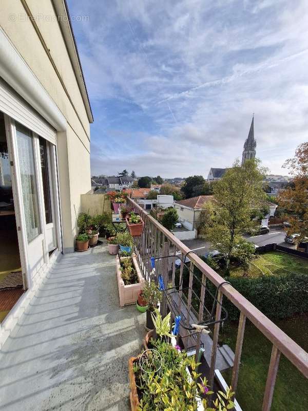 Appartement à SAINT-SEBASTIEN-SUR-LOIRE