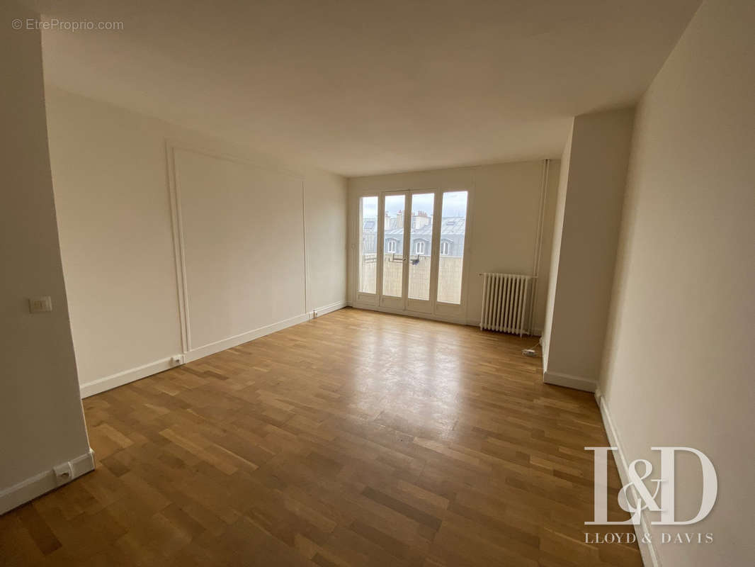 séjour  - Appartement à PARIS-8E