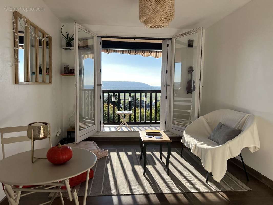 Appartement à BLONVILLE-SUR-MER