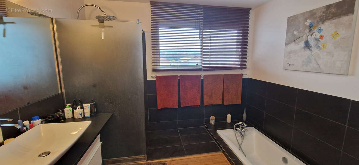 Appartement à MARSEILLE-11E