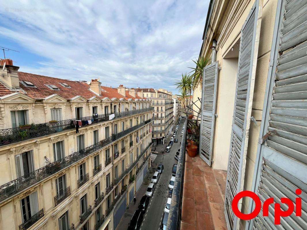 Appartement à MARSEILLE-2E