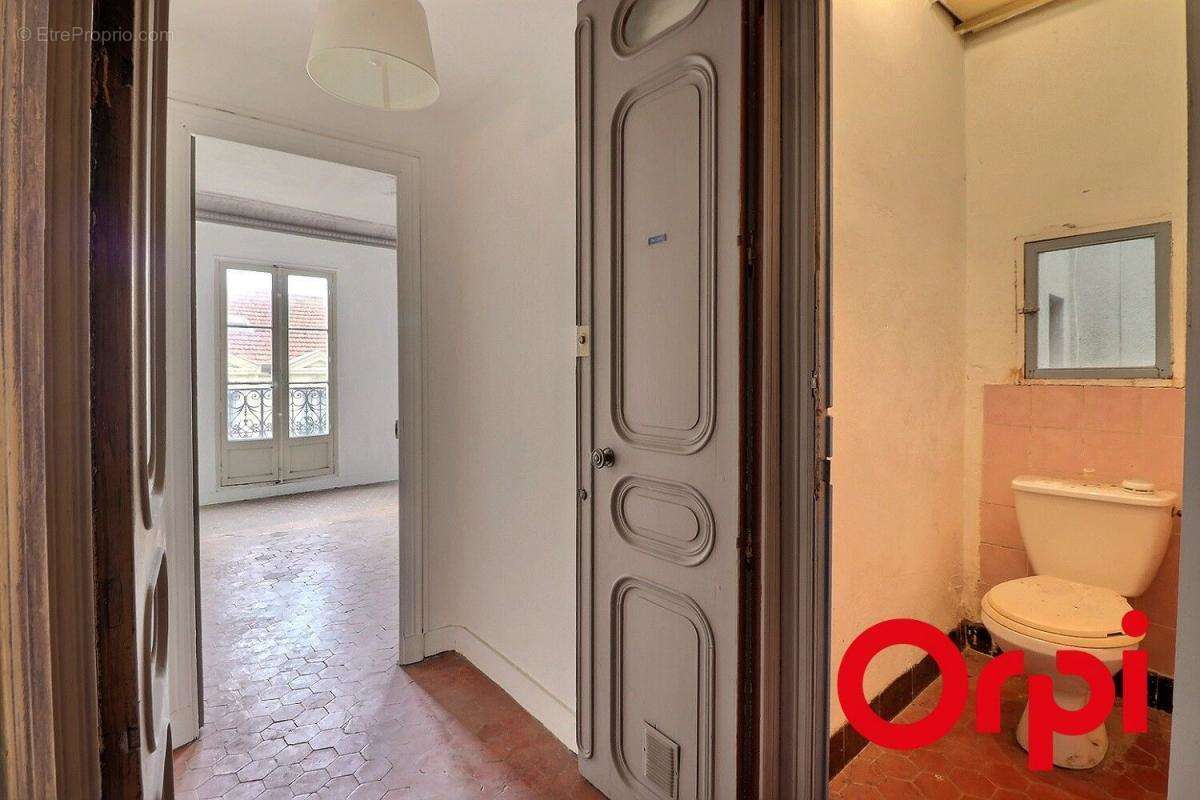 Appartement à MARSEILLE-2E