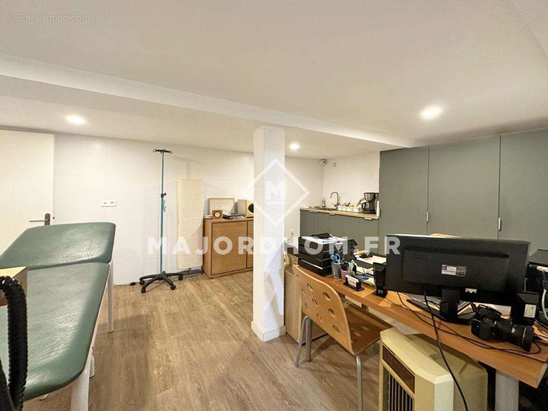 Appartement à MARSEILLE-6E