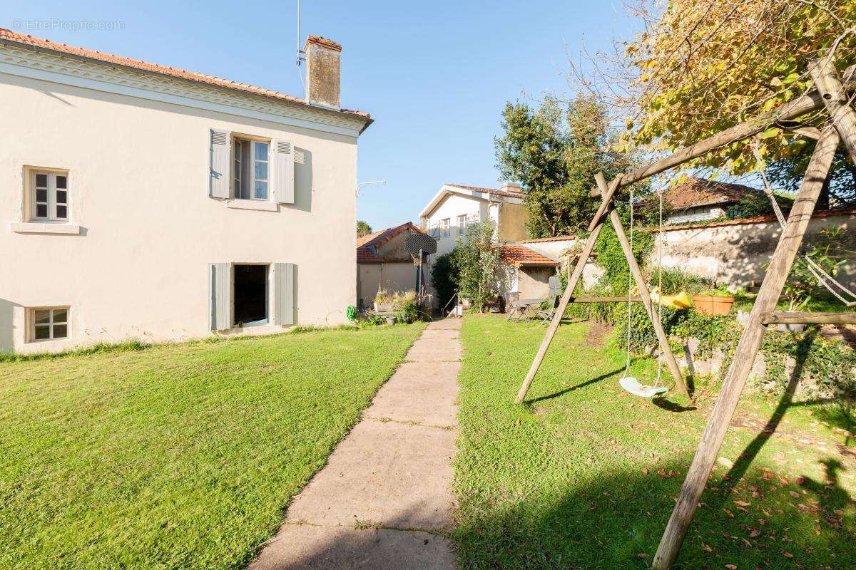 Maison à SAINT-SEVER