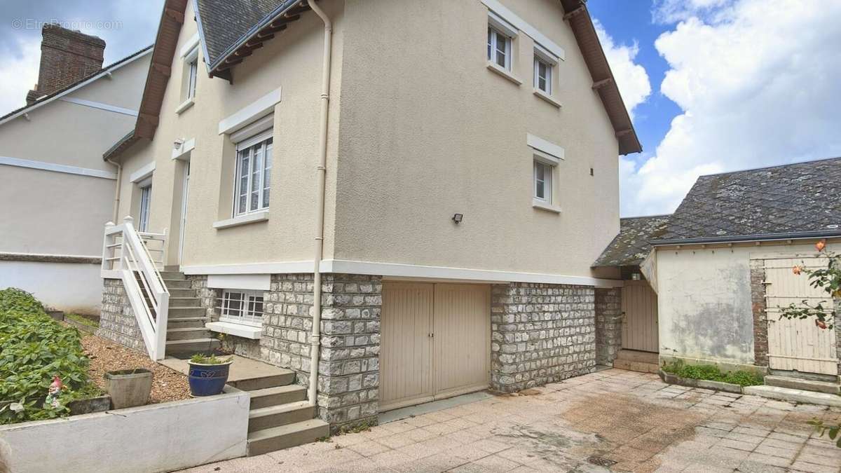 Maison à ILLIERS-COMBRAY