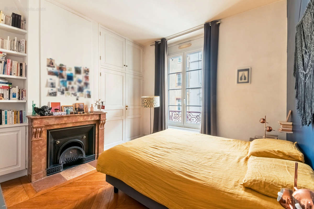 Appartement à LYON-6E