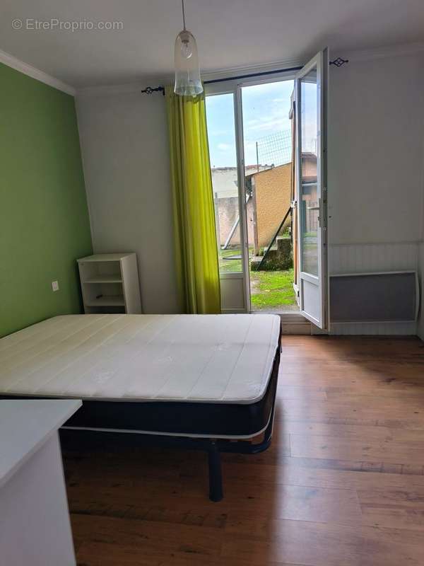 T3 RDC CHAMBRE 1 - Appartement à CASTRES