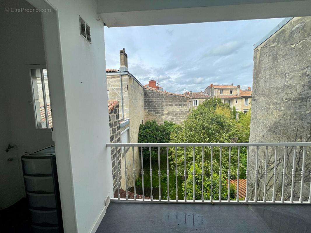 Appartement à BORDEAUX