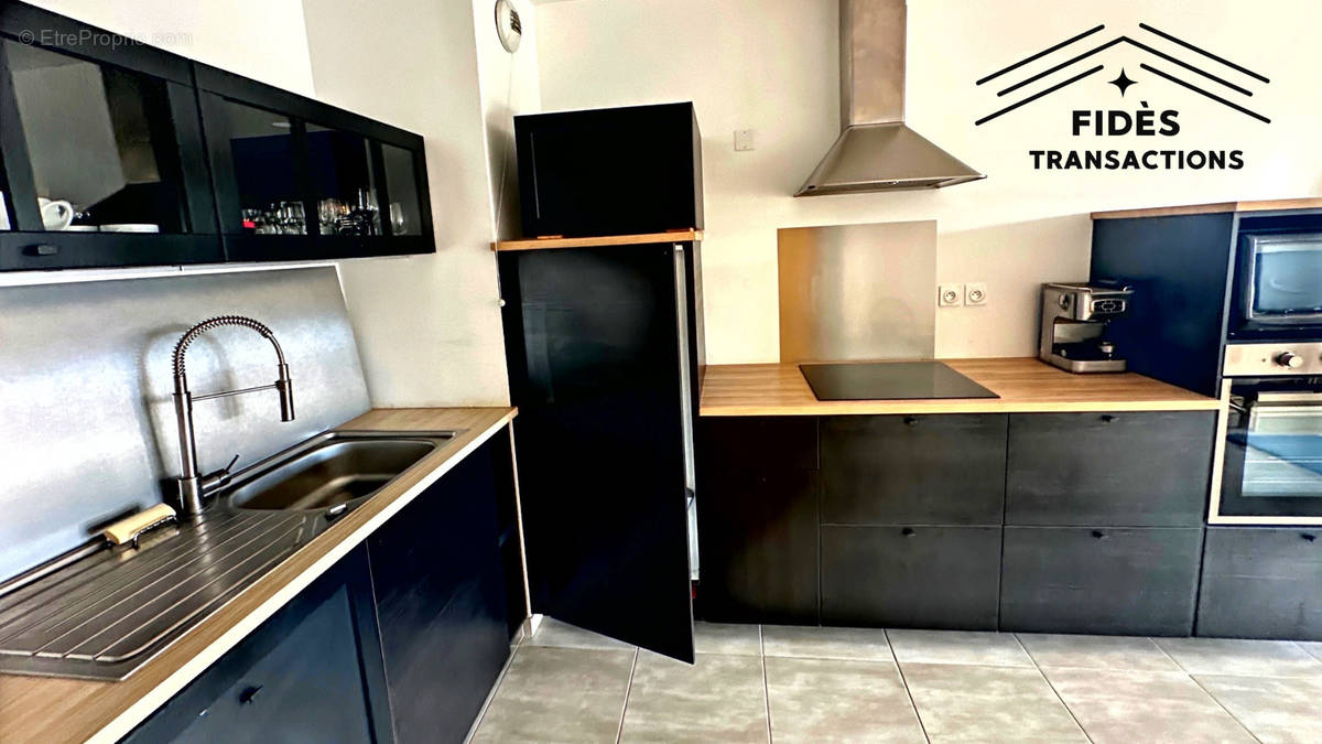 Appartement à MARSEILLE-8E