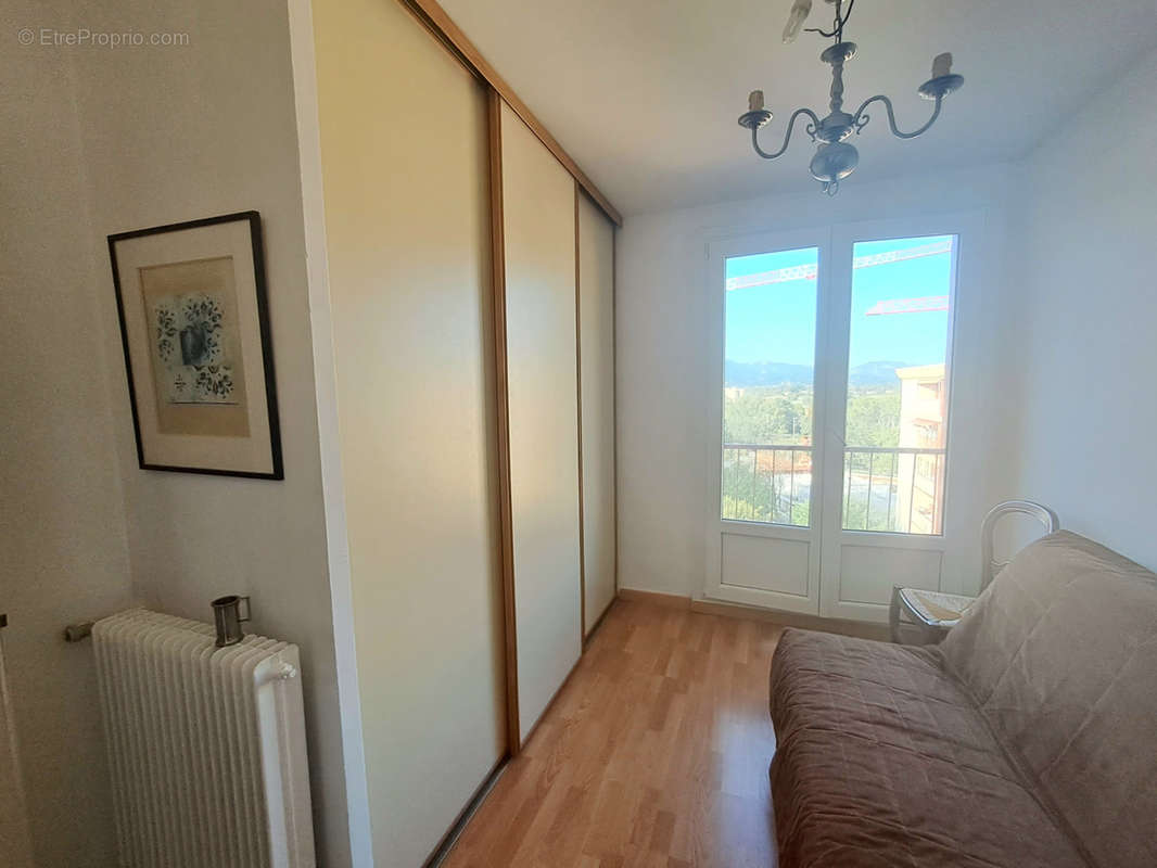 Appartement à AUBAGNE