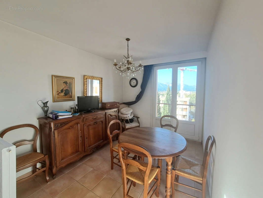 Appartement à AUBAGNE