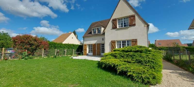 Maison à MAGNY-EN-VEXIN