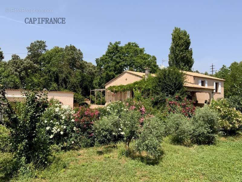 Maison à VILLENEUVE