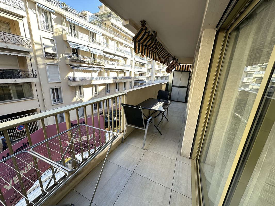 Appartement à CANNES