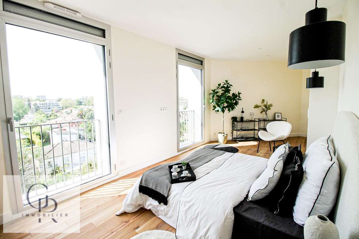 Appartement à BORDEAUX