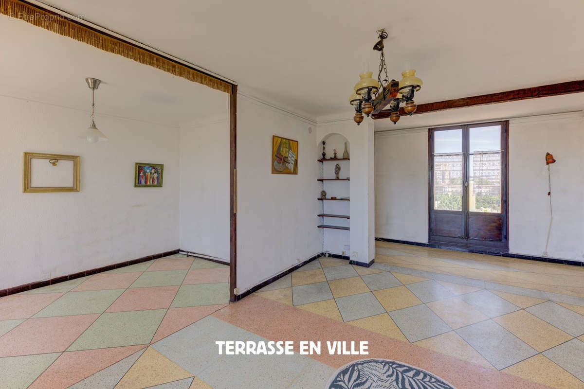 Appartement à MARSEILLE-10E