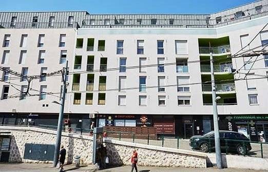 Appartement à MARSEILLE-5E