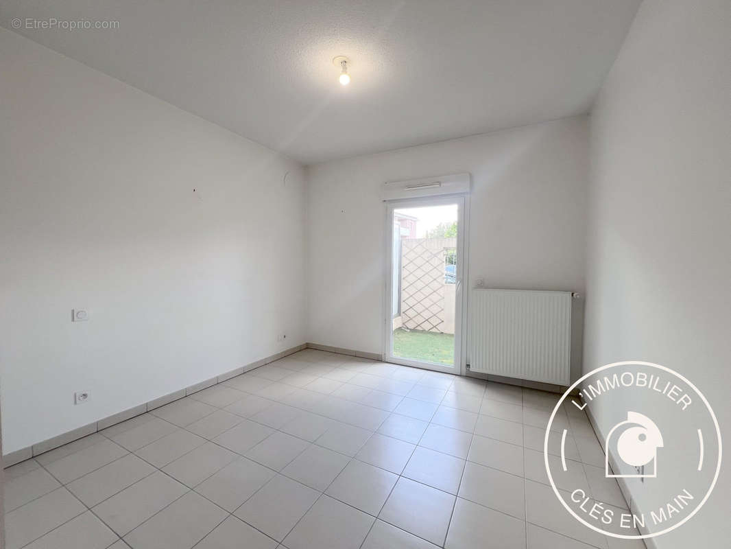 Appartement à PUGET-SUR-ARGENS