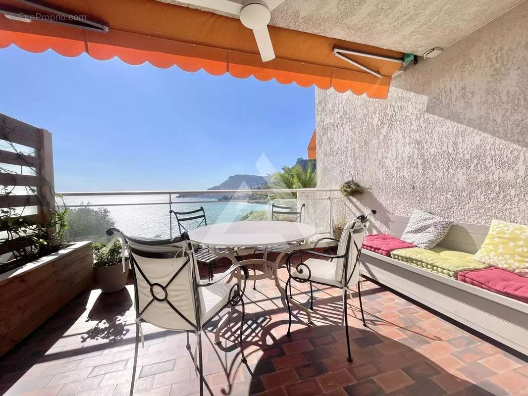 Appartement à ROQUEBRUNE-CAP-MARTIN