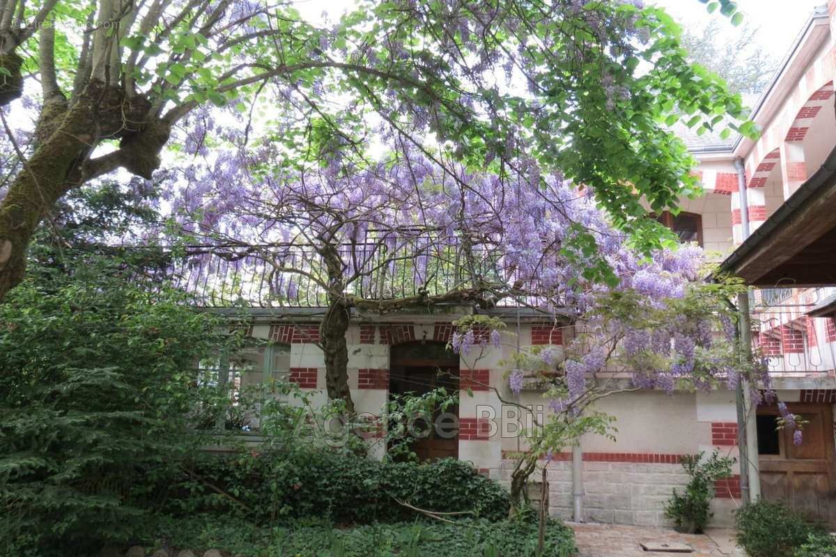 Maison à CHEMERY