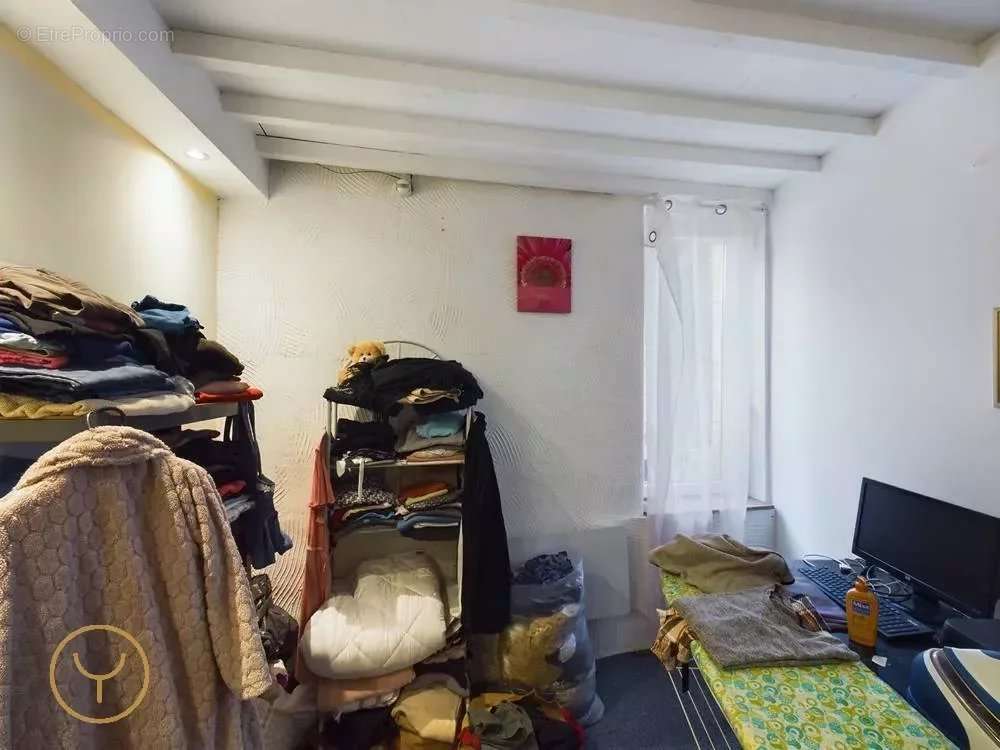 Appartement à MAIZIERES-LA-GRANDE-PAROISSE