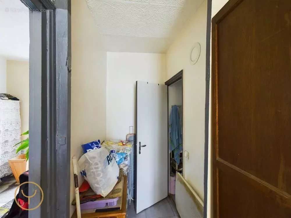 Appartement à MAIZIERES-LA-GRANDE-PAROISSE