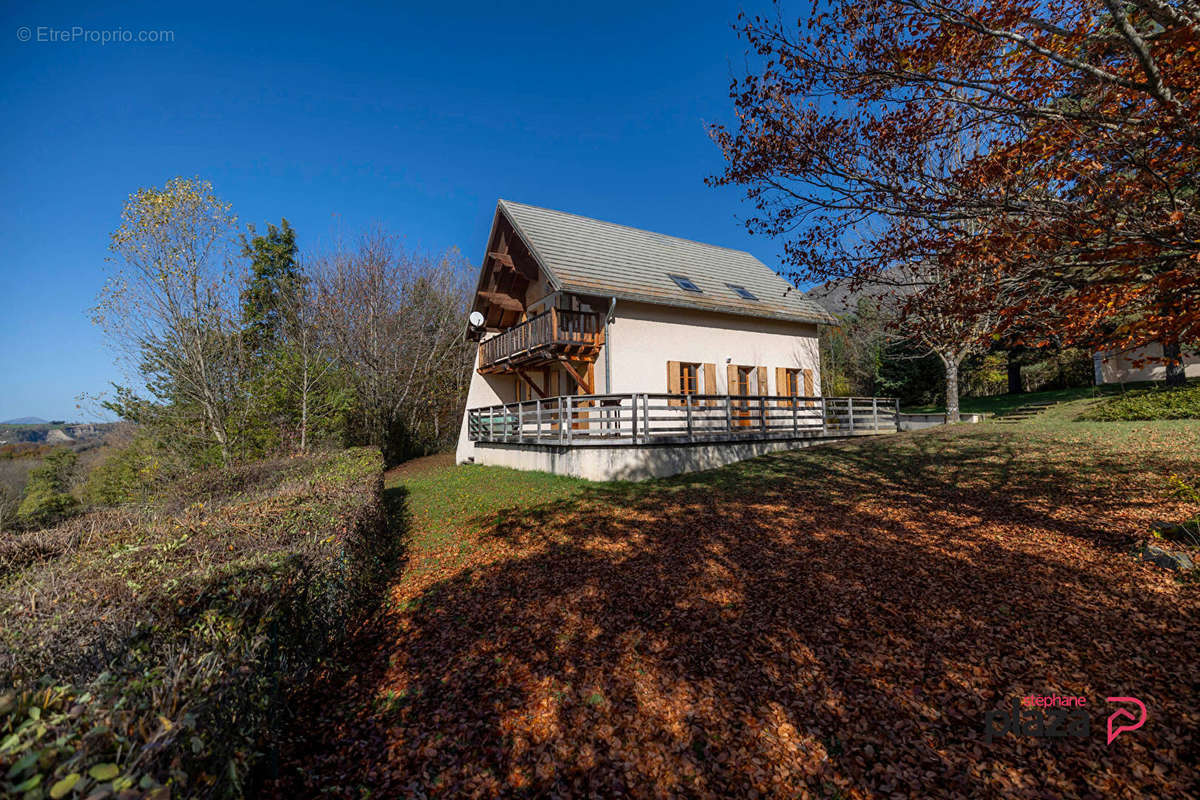 Maison à SAINT-BONNET-EN-CHAMPSAUR