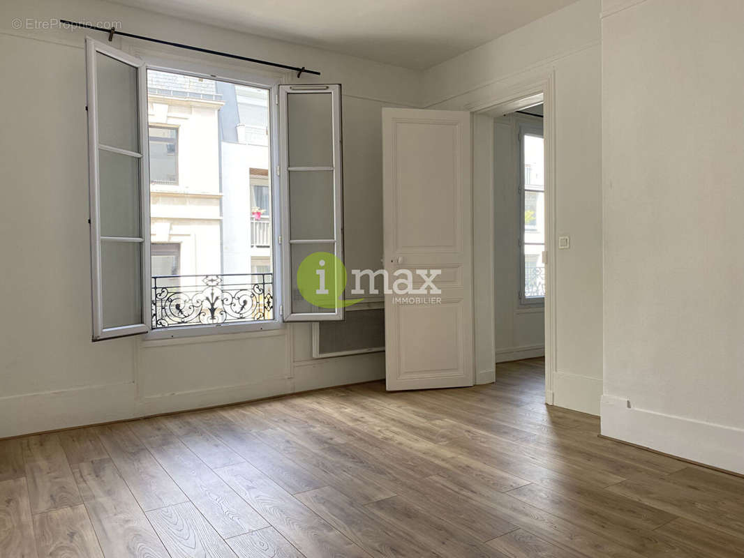 Appartement à CLICHY