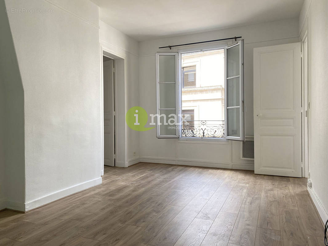 Appartement à CLICHY