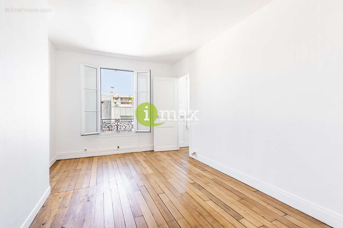 Appartement à CLICHY