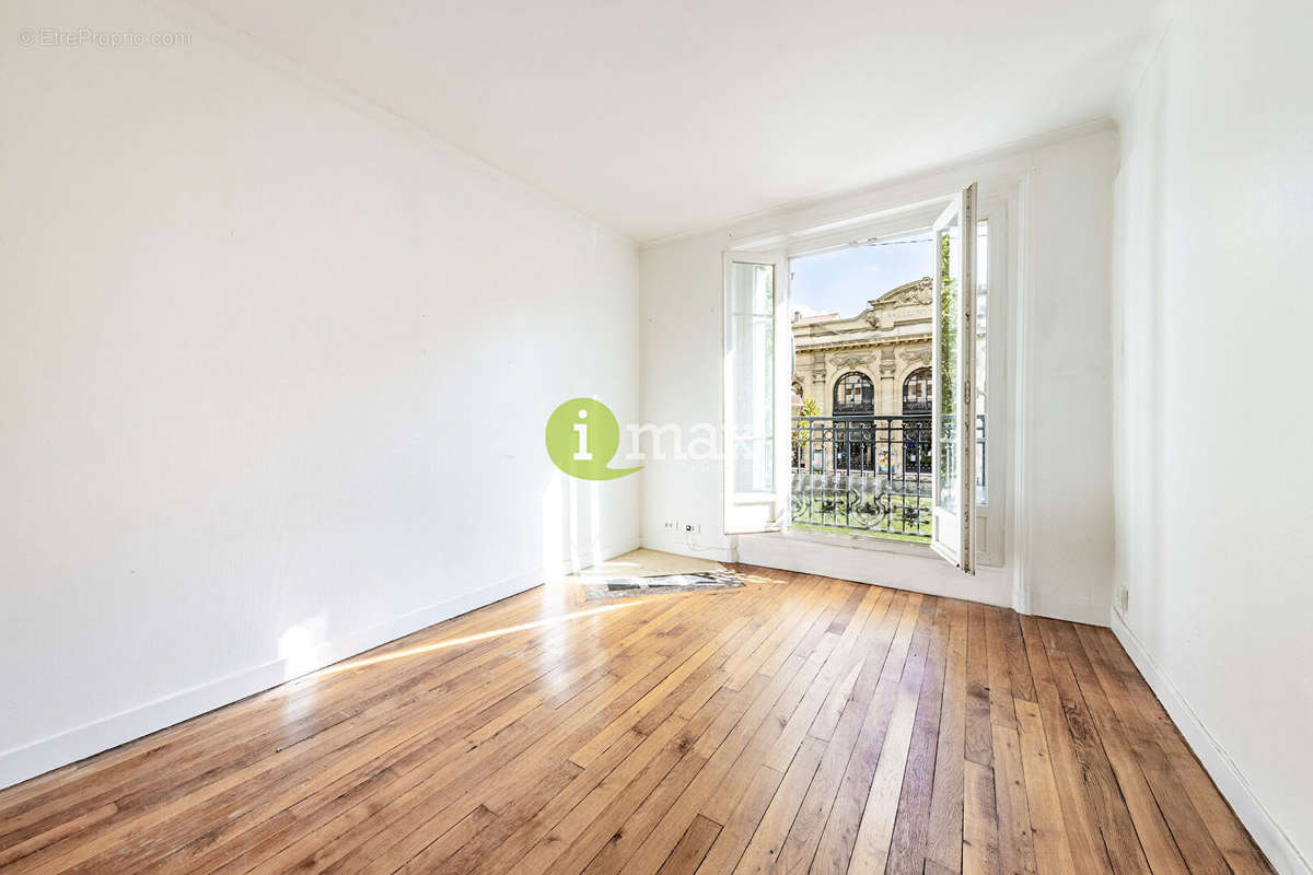 Appartement à CLICHY