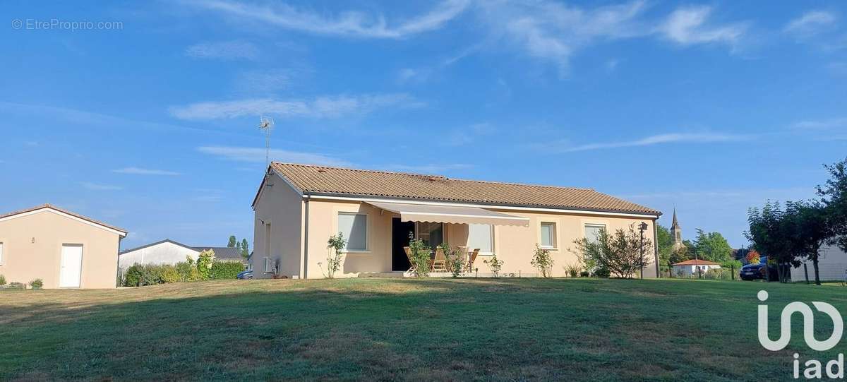 Photo 3 - Maison à SAINT-GERMAIN-ET-MONS