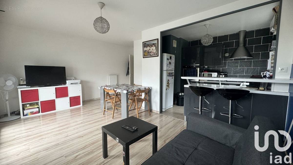 Photo 1 - Appartement à DAMMARIE-LES-LYS