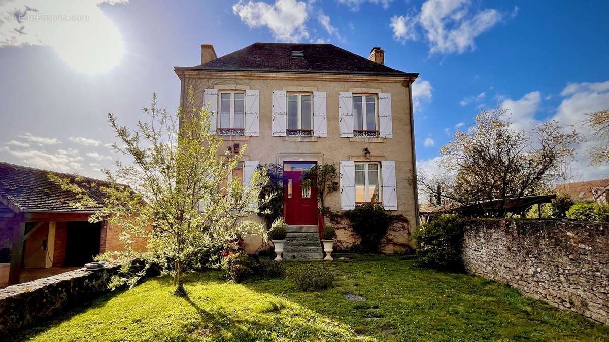 Maison à LA FERTE-BERNARD