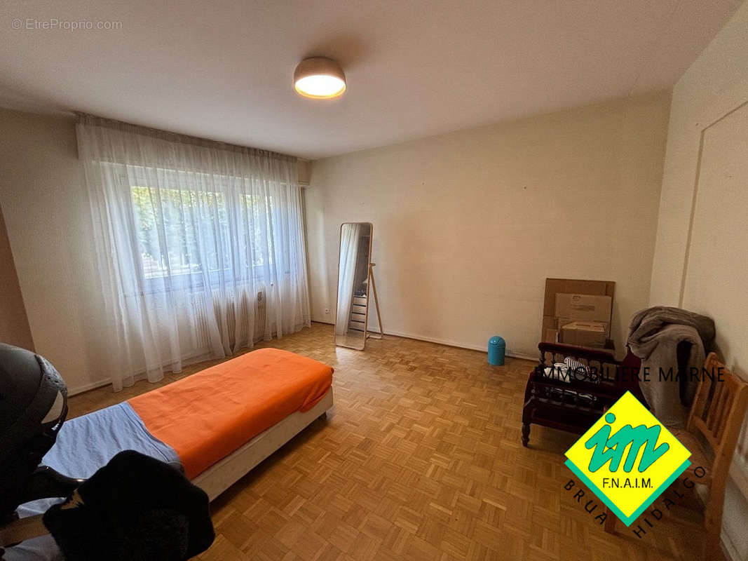 chambre - Appartement à STRASBOURG