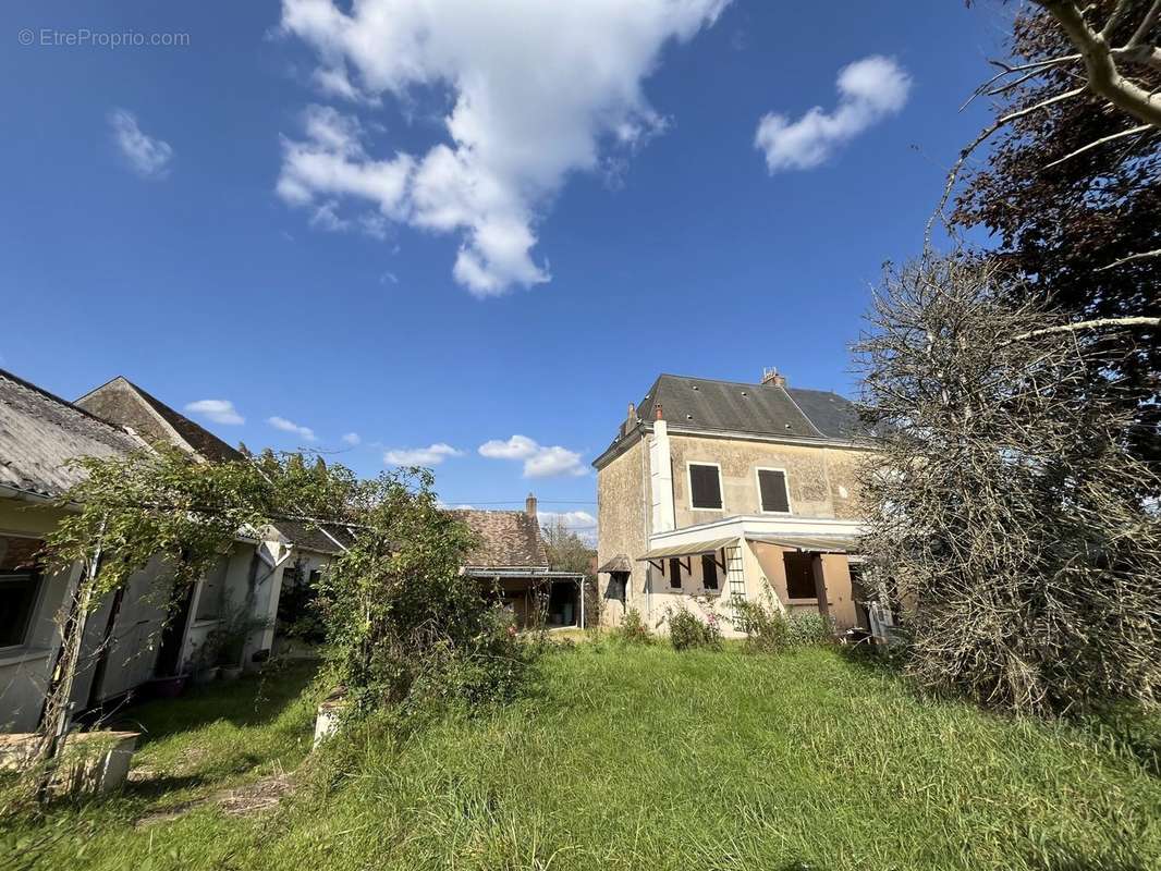 Maison à VOLNAY