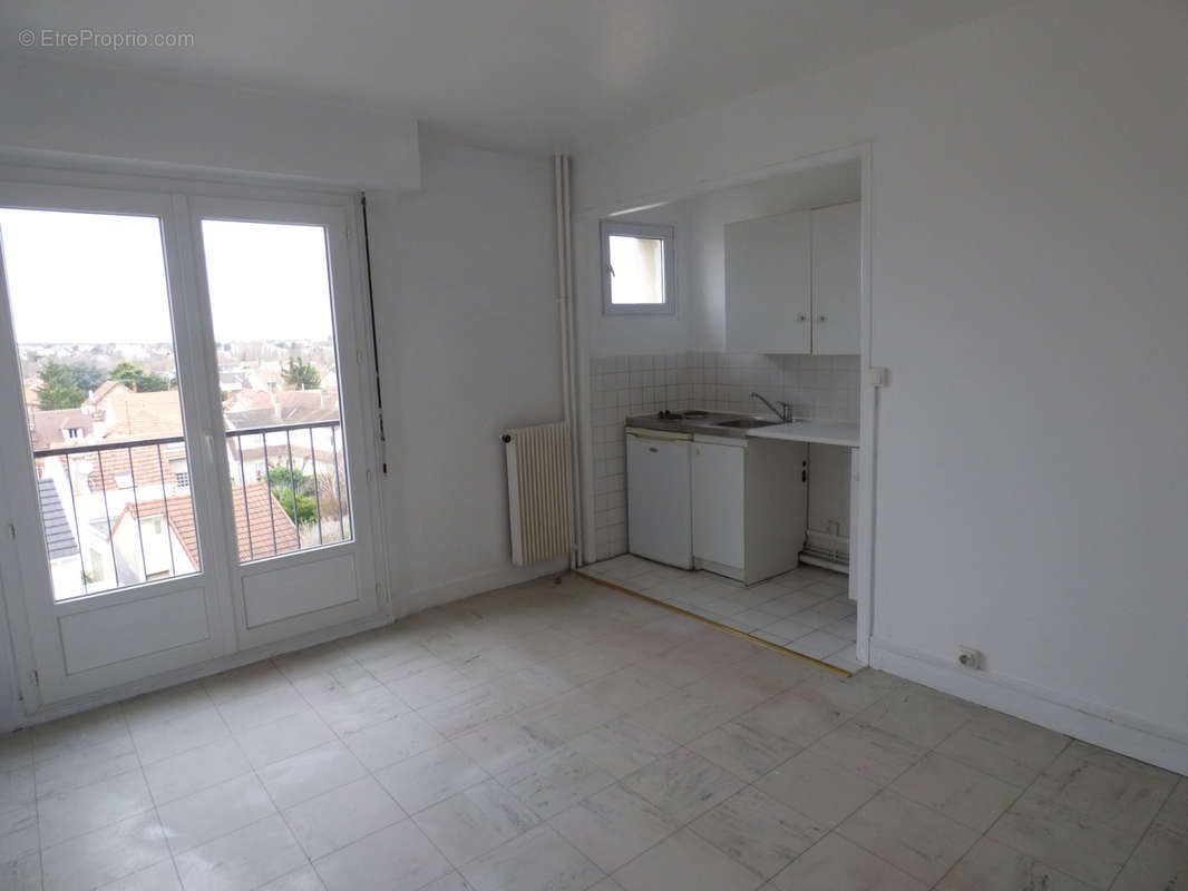 Appartement à SARTROUVILLE