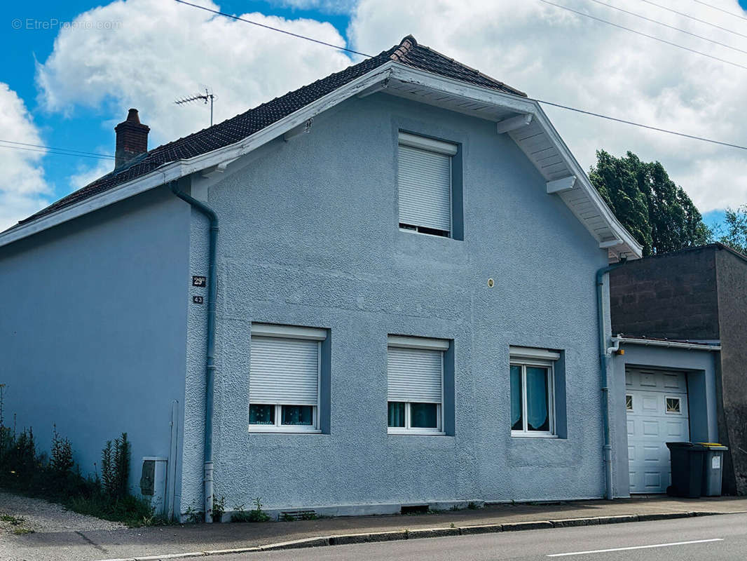 Maison à MONTCEAU-LES-MINES