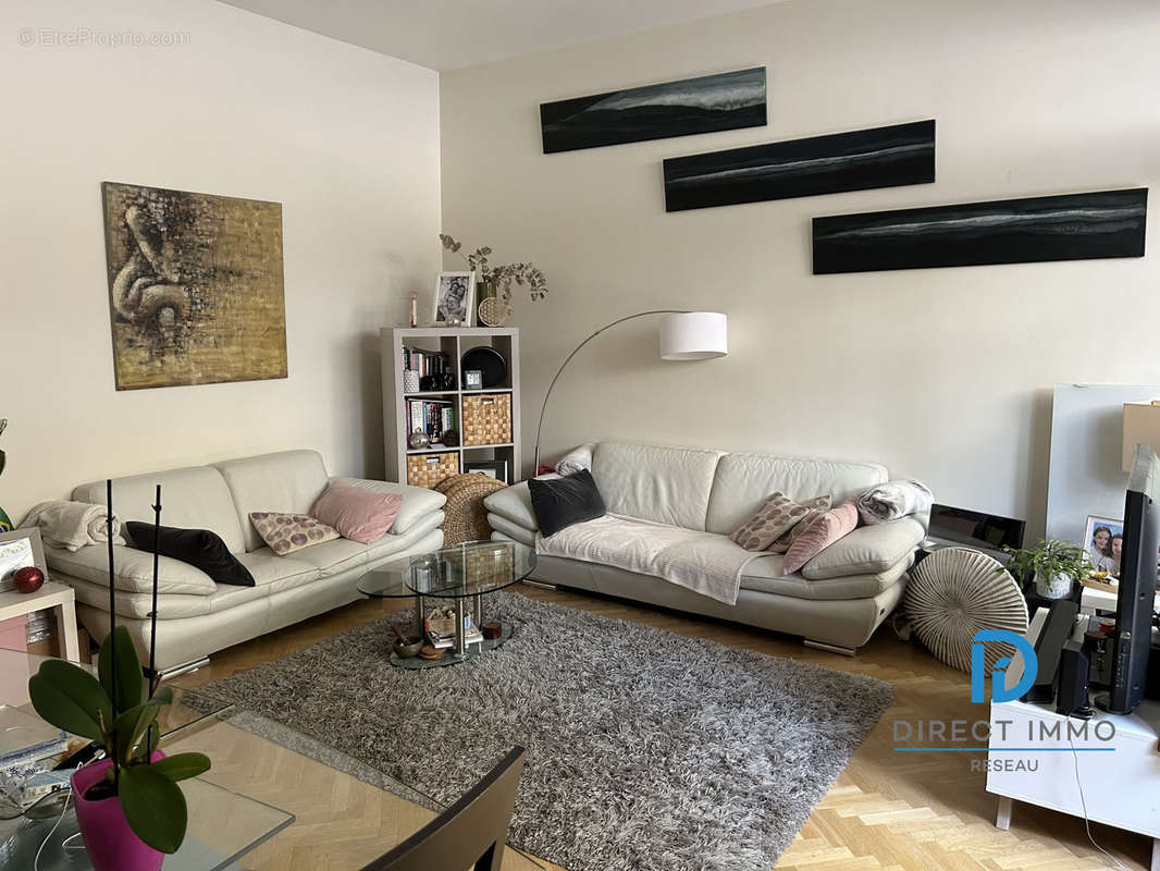 Appartement à LEVALLOIS-PERRET